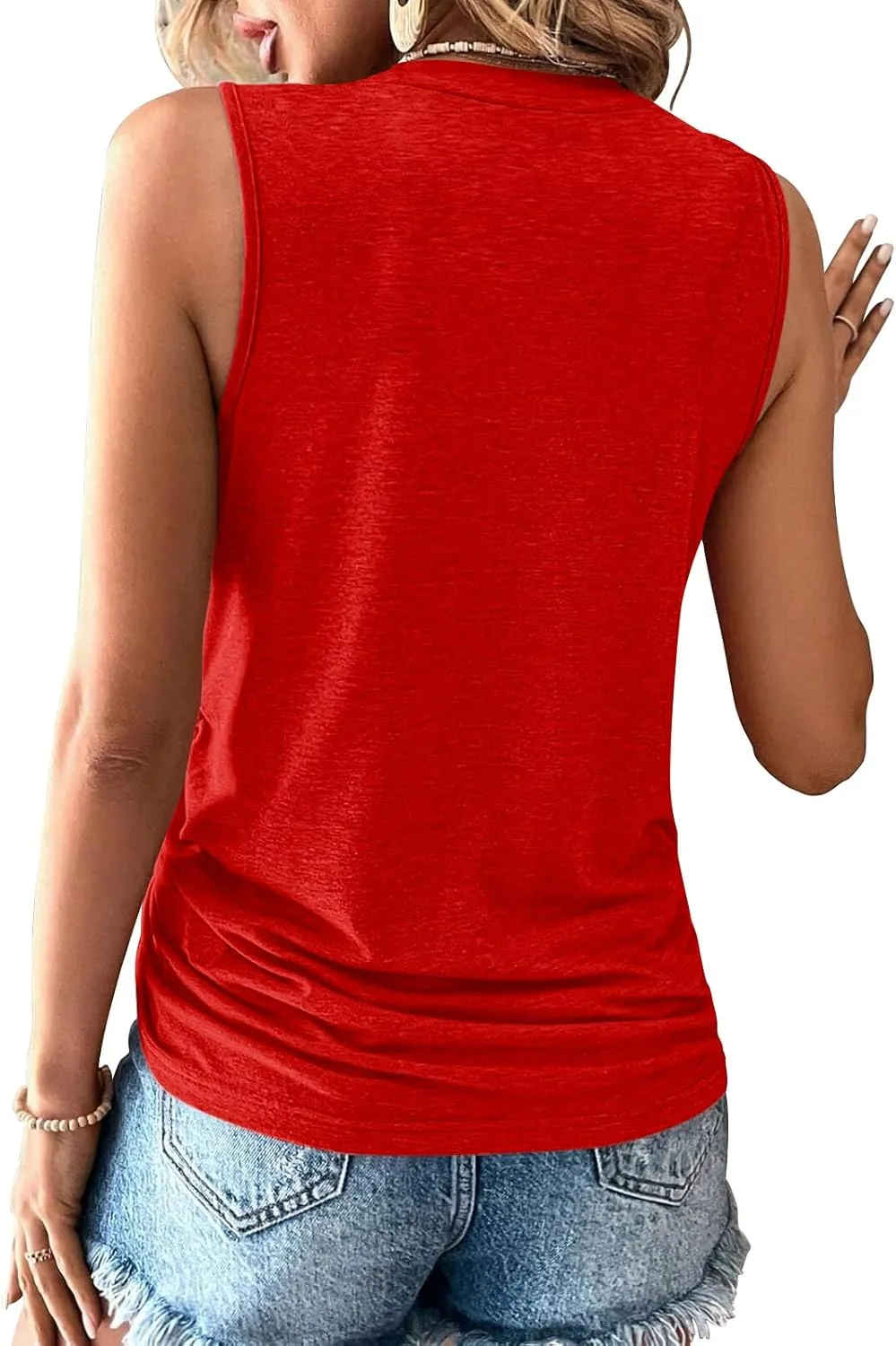 Womens Tank Tops Summer Tank Tops for 2025 Crew Neck Sleeveless Womens Summer Tops Cute Loose Fit Workout Casual Tops Clothes